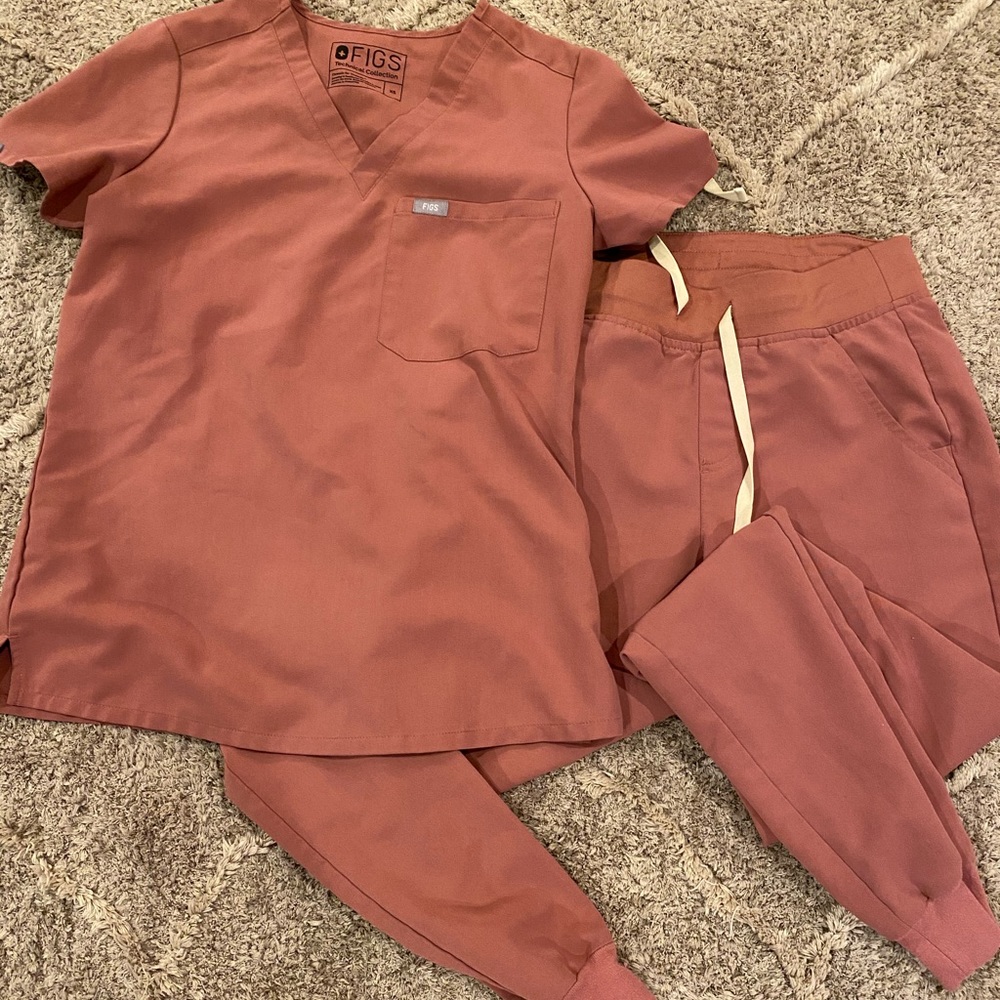Mauve figs set